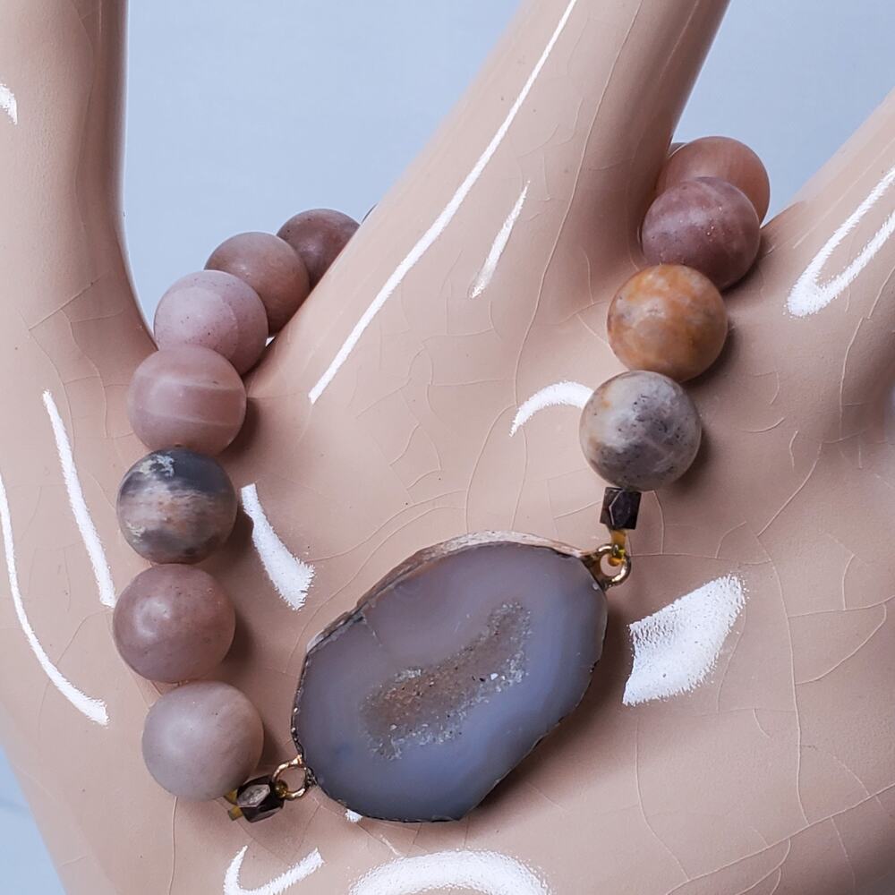 Vintage Bracelet Cherry Blosson Agate w/ Geode Slice Stretchy